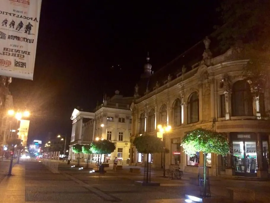 4 Pokoje - 86 M2 - 300 M Od Rynku Wroclaw
